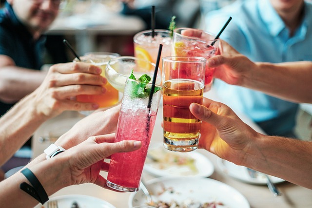 Jakie słomki do drinków? Jakie słomki do drinków?