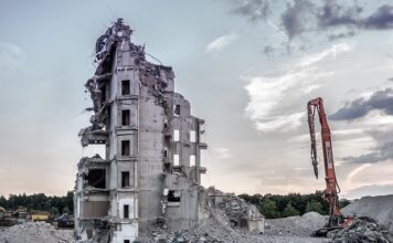 Ile kosztuje demontaż starego ogrodzenia? Ile kosztuje demontaż starego ogrodzenia?