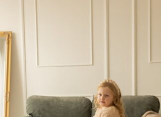 Pchacz dla dzieci – jak wybrać model, który wspiera naukę chodzenia i daje radość z codziennej aktywności? Pchacz dla dzieci